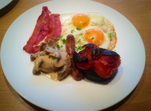 Фотография гостевого дома Melfort House