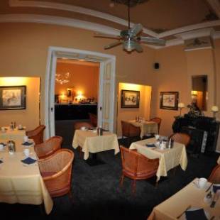 Фотографии гостиницы
Budget Hotel Le Beau Rivage