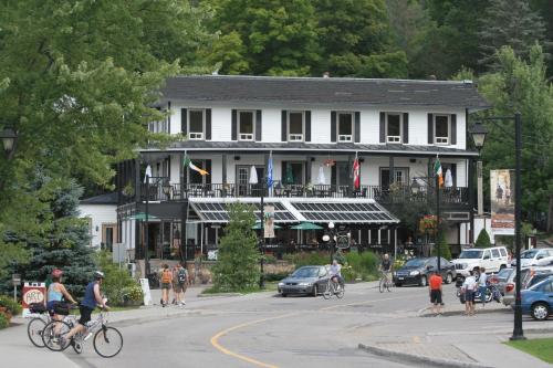 Фотография гостиницы Hotel Mont-Tremblant