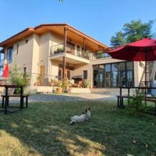 Фотография гостиницы Lost Ridge Inn