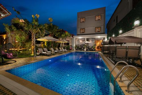 Фотографии гостиницы 
            Tam Coc Holiday Hotel & Villa