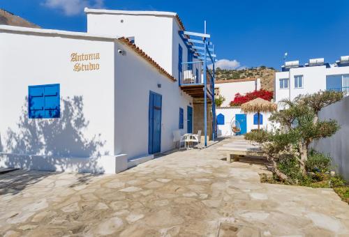 Фотография апарт отеля ANTONIA STUDIOS