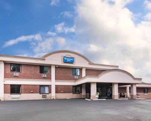 Фотография гостиницы Rodeway Inn Skytop