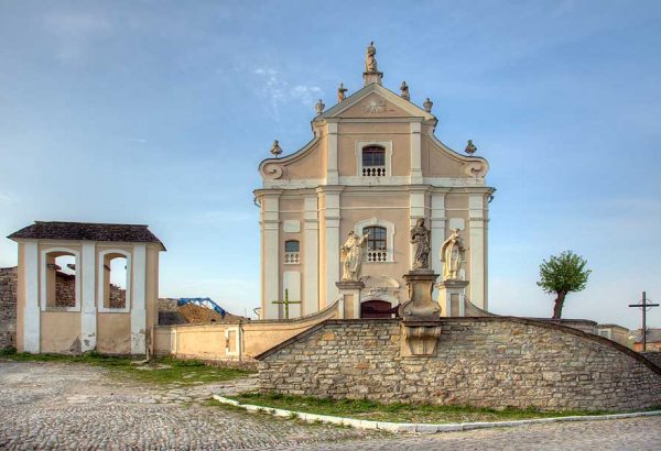 Фотография достопримечательности Тринитарский костел