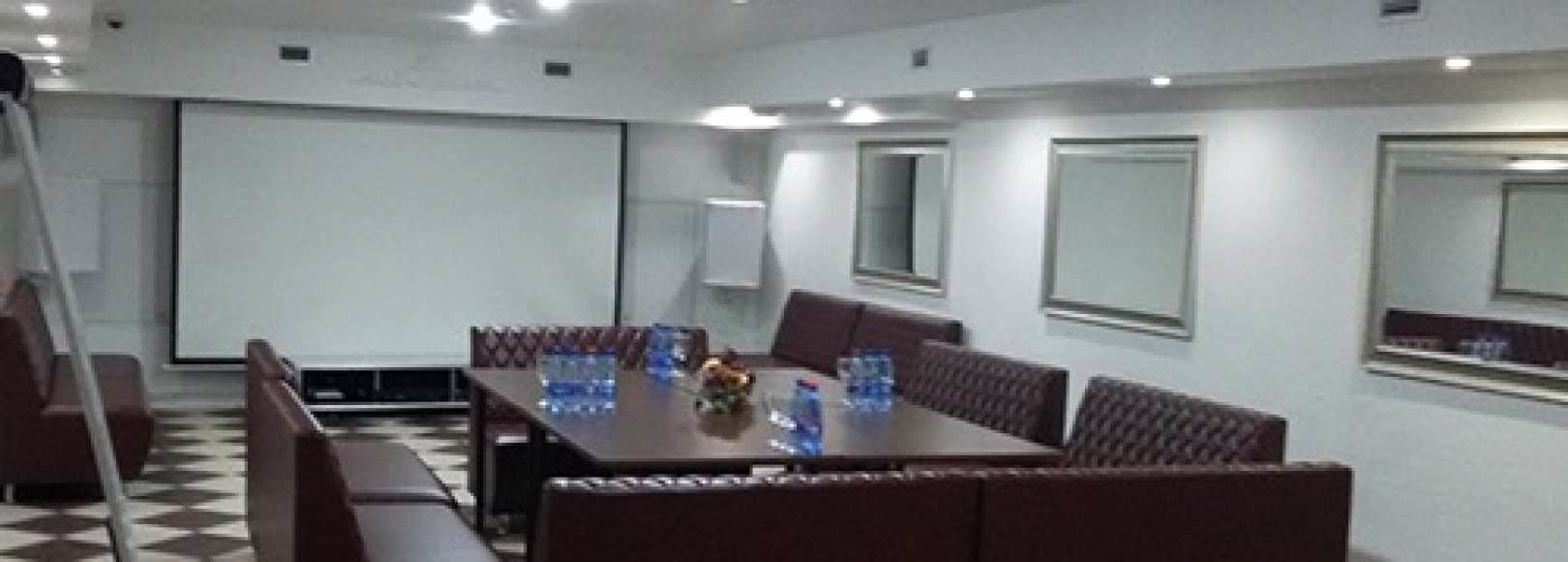 Фотография конференц-зала Рублевъ на 90 человек