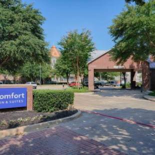 Фотографии гостиницы 
            Comfort Inn & Suites North Dallas-Addison