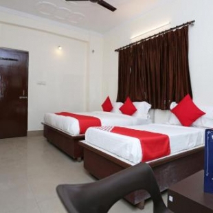 Фотография гостиницы Vaccinated Staff - OYO 11623 Hotel Shiva Palace