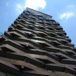 Фотография гостиницы The Charlee Hotel