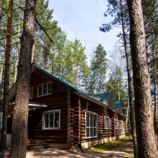 Фотография Коттеджа Частный дом в лесу у реки Пра на первой береговой линии