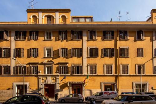 Фотография гостиницы Crossroad Hotel