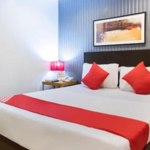 Фотография гостиницы Vaccinated Staff - OYO 107 Orange Nest Hotel