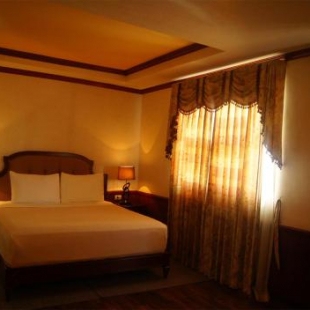 Фотография гостиницы Cebu Dulcinea Hotel and Suites