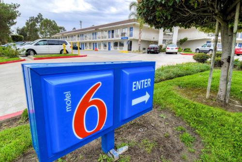 Фотография гостиницы Motel 6-Temecula, CA - Historic Old Town