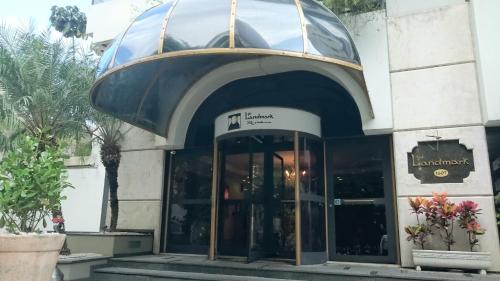 Фотография гостиницы The Landmark Residence - Oficial