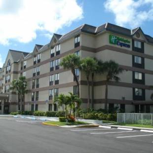 Фотографии гостиницы
Holiday Inn Express Fort Lauderdale North - Executive Airport, an IHG Hotel