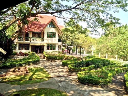 Фотография гостевого дома Evergreen Pakchong Home