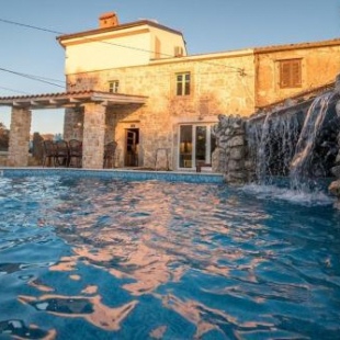 Фотография гостевого дома Villa Frank - with pool