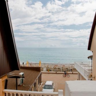 Фотография мини отеля Алые паруса