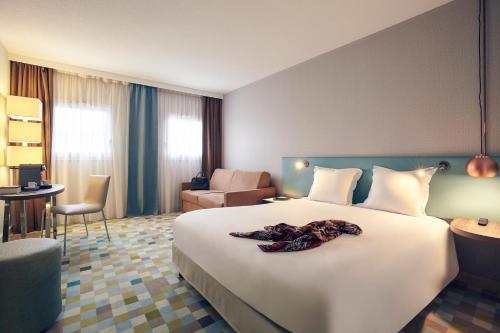 Фотография гостиницы Hôtel Mercure Marne-la-Vallée Bussy St Georges