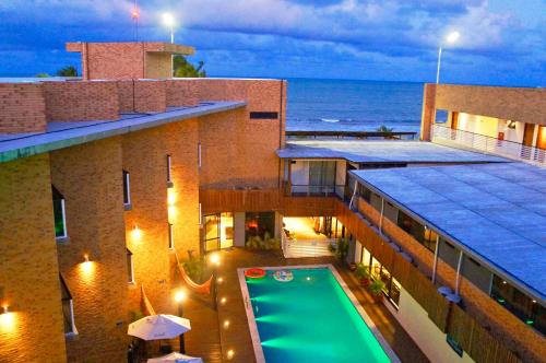 Фотография гостиницы Bessa Beach Hotel