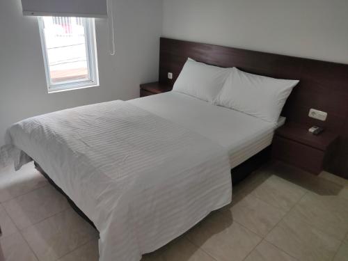 Фотографии гостиницы
OYO 90115 Near Pasar Baru