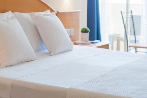 Фотография гостиницы Bayview Hotel by ST Hotels