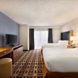 Фотография гостиницы Embassy Suites Dallas - DFW International Airport South