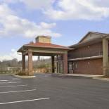 Фотография мотеля Days Inn by Wyndham Asheville Downtown North