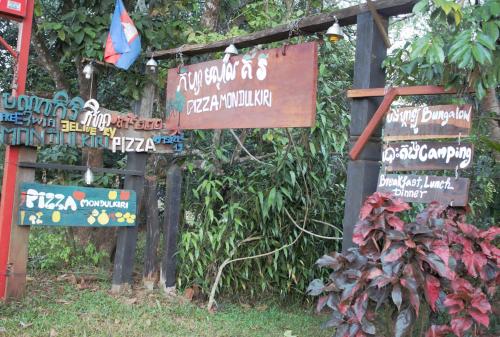 Фотография гостевого дома Mondulkiri Pizza Bungalows