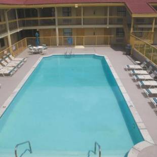 Фотографии гостиницы
La Quinta Inn by Wyndham Nashville South