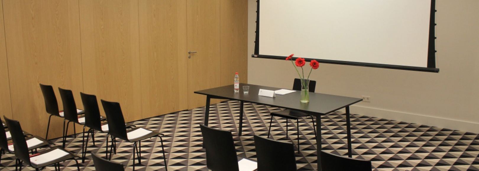 Фотография конференц-зала Дрезден