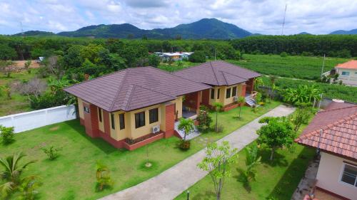 Фотография гостевого дома Naluemon Village FH 3-4