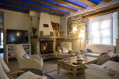 Фотография гостевого дома Casa Rural Villazón II - A 16 km de Pamplona