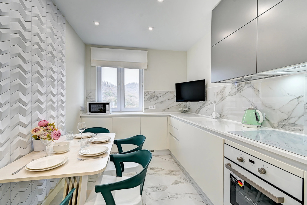 Фотография квартиры Апартаменты Morskaya Simfonya-2 с 2 сан.узлами, проектором на балконе, бассейном на территории Люкс