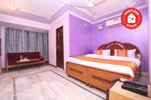 Фотография гостиницы OYO 10384 Hotel Rajesh Palace