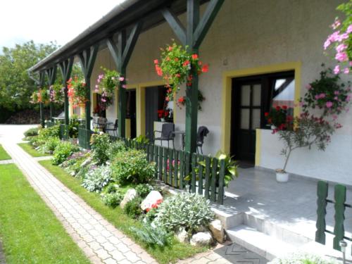 Фотография гостевого дома Hajnalka vendégház