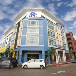 Фотографии гостиницы 
            Pantai Regal Hotel