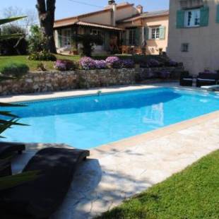 Фотографии мини отеля
Villa Antoline