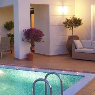 Фотографии гостевого дома
Villa Rotunda A