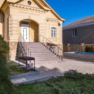 Фотография Коттеджа Частный дом ПосуткаРу | Микояна 166 | Парк Победы, Санаторий, Курортная зона