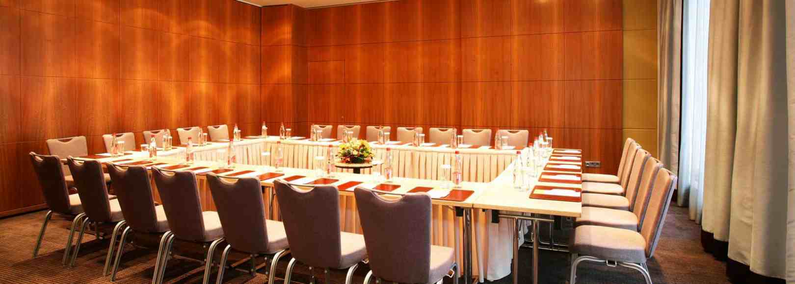 Фотография конференц-зала Санкт-Петербург