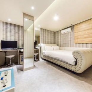 Фотография гостиницы Shine Hotel