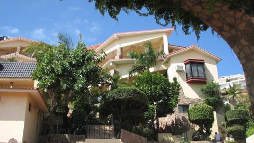 Фотография гостиницы Marina View Villas