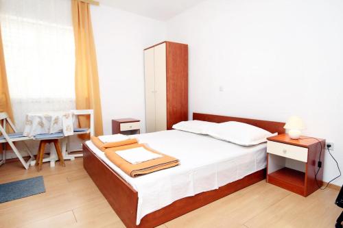 Фотография гостевого дома Apartments with a parking space Tucepi, Makarska - 6695