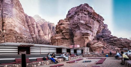 Фотографии базы отдыха 
            Bedouin Lifestyle Camp