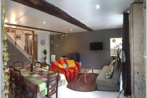 Фотография гостевого дома Maison de charme bord de mer - Avec jardin et wifi