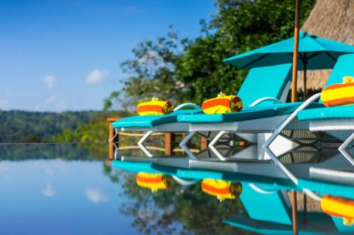 Фотография базы отдыха C-View Villas