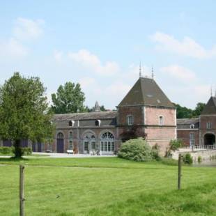 Фотографии гостевого дома 
            Holiday home for 10 people set in castle grounds dating back to the 18th century