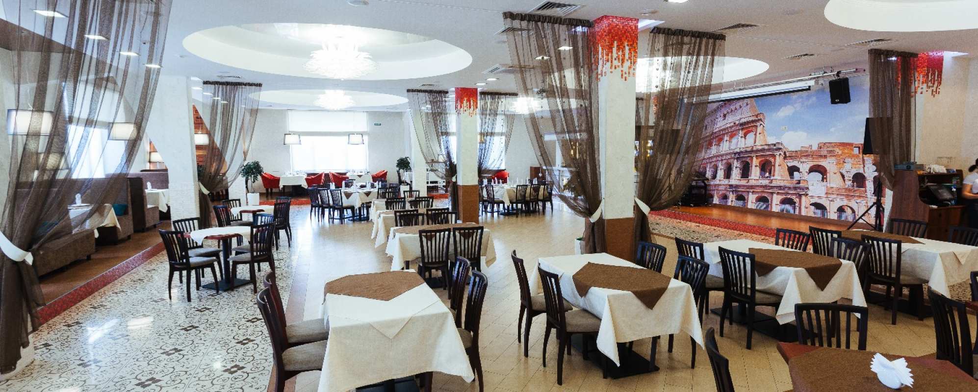 Фотографии банкетного зала Римский зал