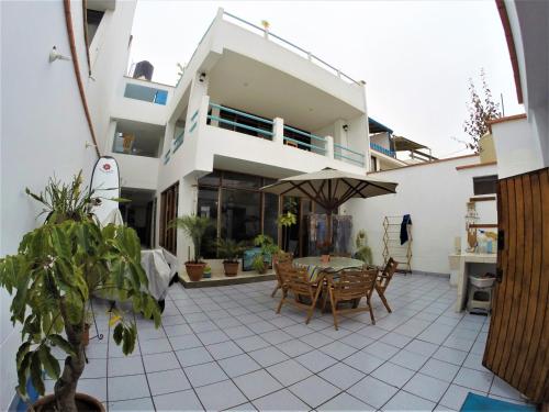 Фотография мини отеля Waves Surf Camp Peru